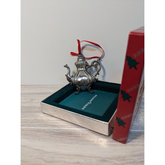 Reed and Barton Winthrop Teapot #1018 Ornament Merry Christmas Silver Tone w/box - Picture 3 of 7